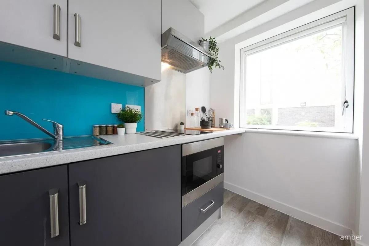 For Students Only Ensuite Bedrooms With Shared Kitchen At Cathedral Point In Winchester Kültér fotó