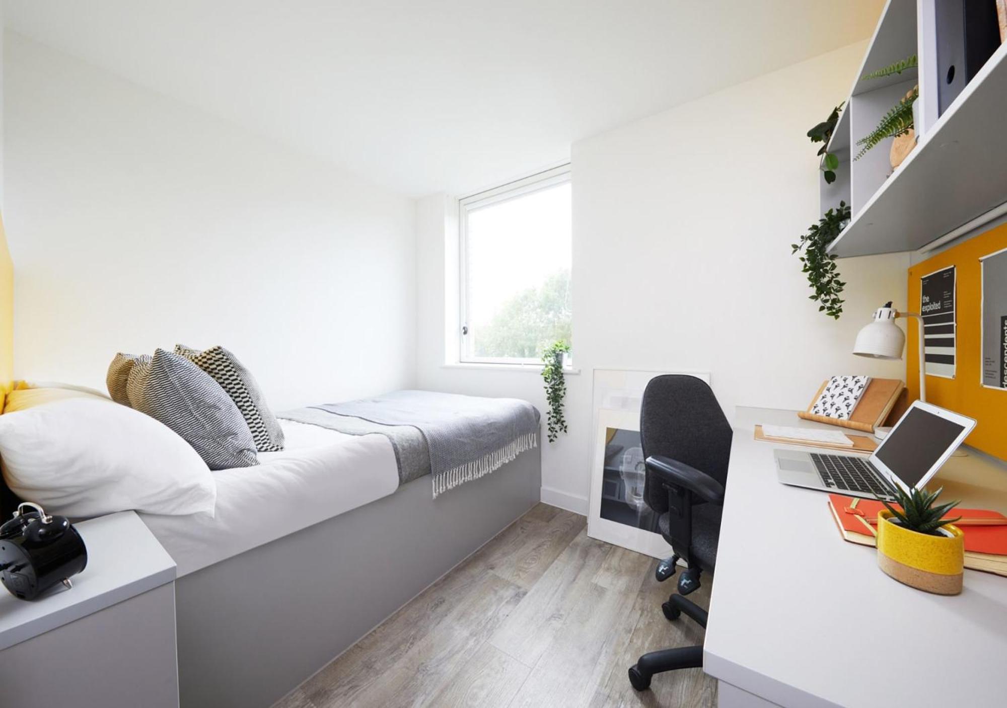 For Students Only Ensuite Bedrooms With Shared Kitchen At Cathedral Point In Winchester Kültér fotó
